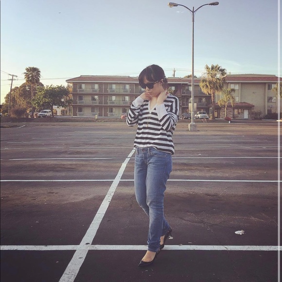 Alexander McQueen Sunglasses - Picture 2 of 11